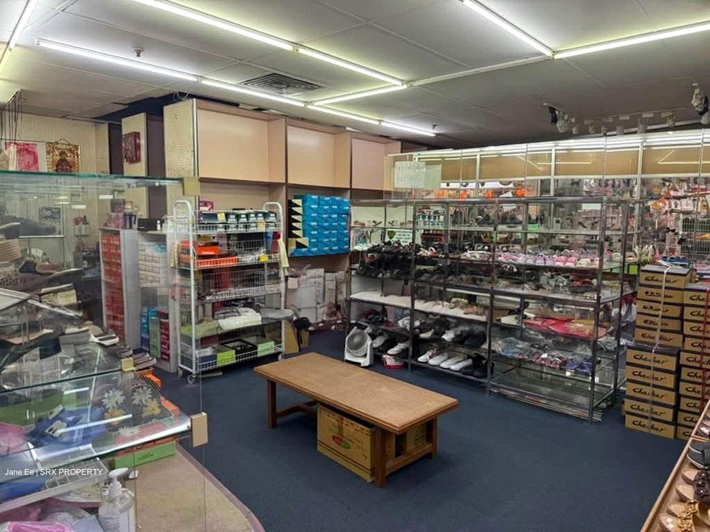 Holland Road Shopping Centre (D10), Retail #572109871
